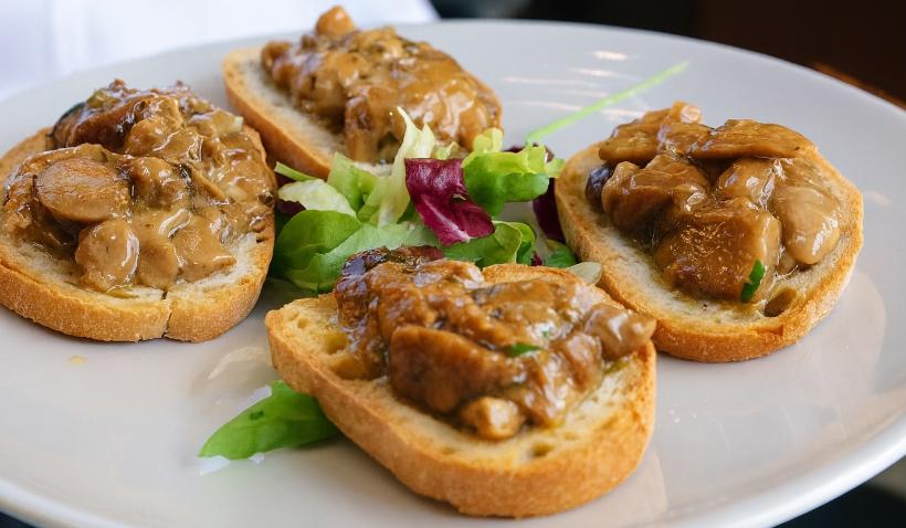 Bruschette ai funghi porcini